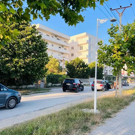 Cozy Qerret Apartment